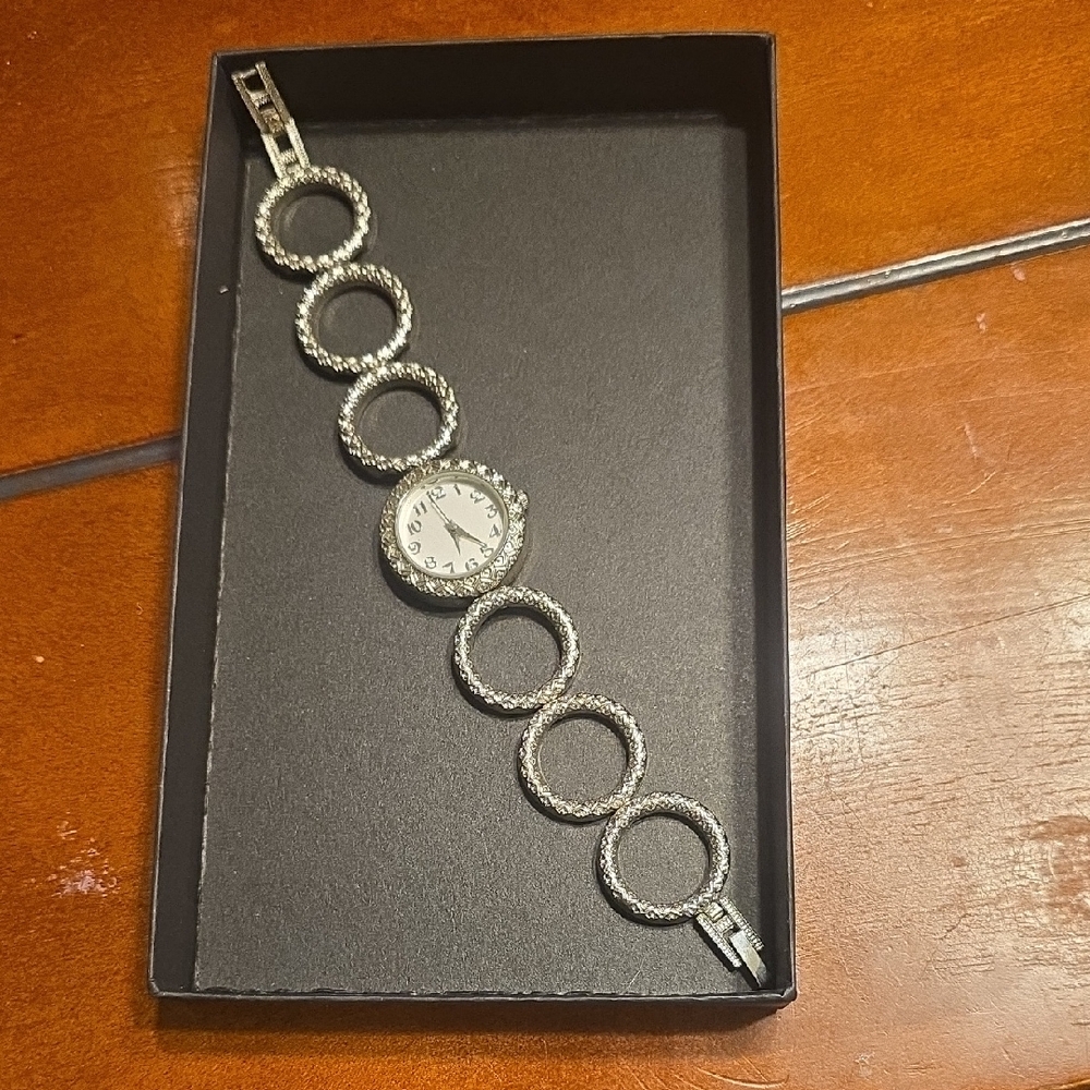 Elegant Silver-Tone Bracelet Watch